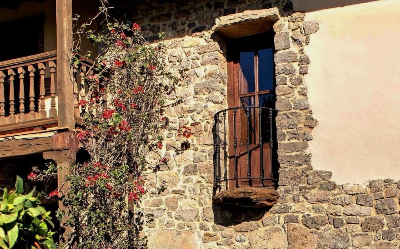 La Montana Magica Hotel Rural Vibano Kültér fotó